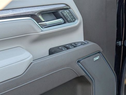 New 2026 Chevrolet Silverado 2500 LTZ w/ LTZ Convenience Package image 16