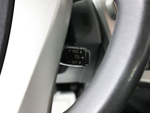 Used 2014 Toyota Prius V Two image 28