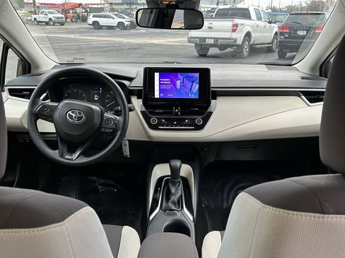 Used 2023 Toyota Corolla LE image 15