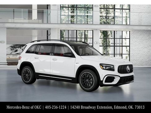 New 2026 Mercedes-Benz GLB 35 AMG 4MATIC image 12