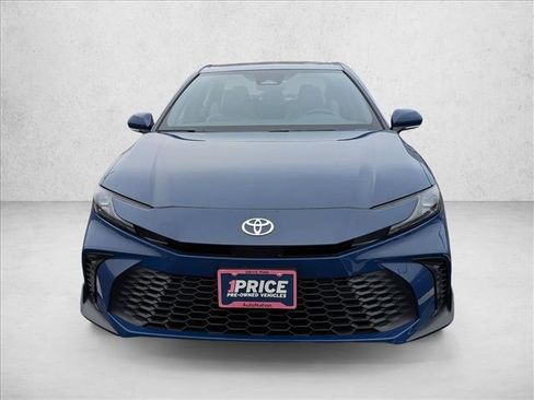 Used 2026 Toyota Camry SE image 2