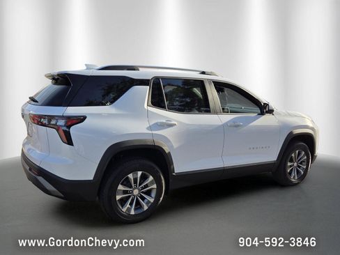 New 2026 Chevrolet Equinox LT w/ Convenience Package II AWD/4WD image 7