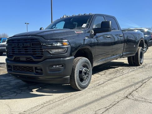 New 2026 RAM 3500 Tradesman image 2