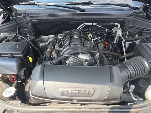 Used 2025 Dodge Durango R/T AWD/4WD image 18