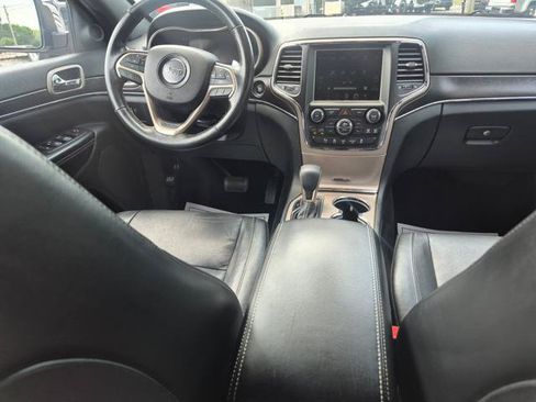 Used 2016 Jeep Grand Cherokee Limited AWD/4WD image 12