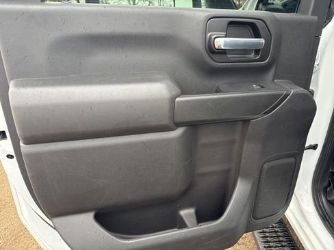 Used 2021 Chevrolet Silverado 2500 Custom w/ Custom Value Package image 21