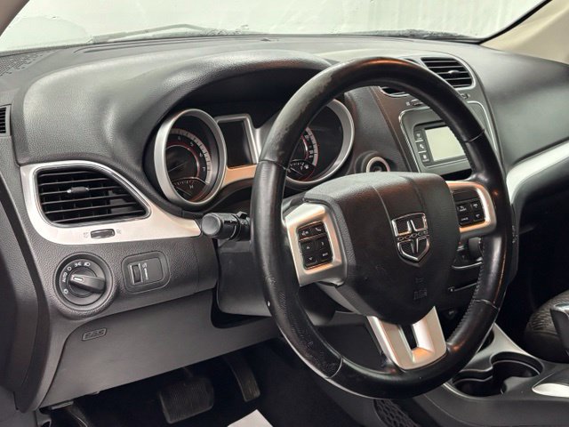 Used 2018 Dodge Journey SE w/ Connectivity Group FWD image 16
