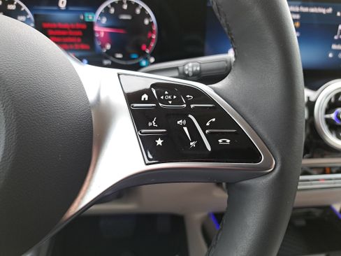 Certified 2025 Mercedes-Benz GLA 250 4MATIC image 20