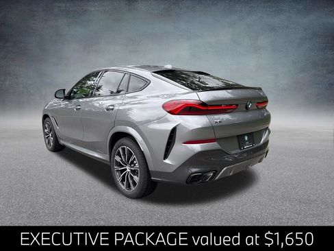 New 2026 BMW X6 M60i AWD/4WD image 3