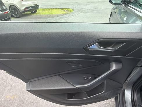 Used 2022 Volkswagen Jetta SEL FWD image 15