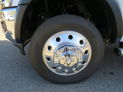 New 2023 RAM 4500 Tradesman w/ Chrome Appearance Group image 19