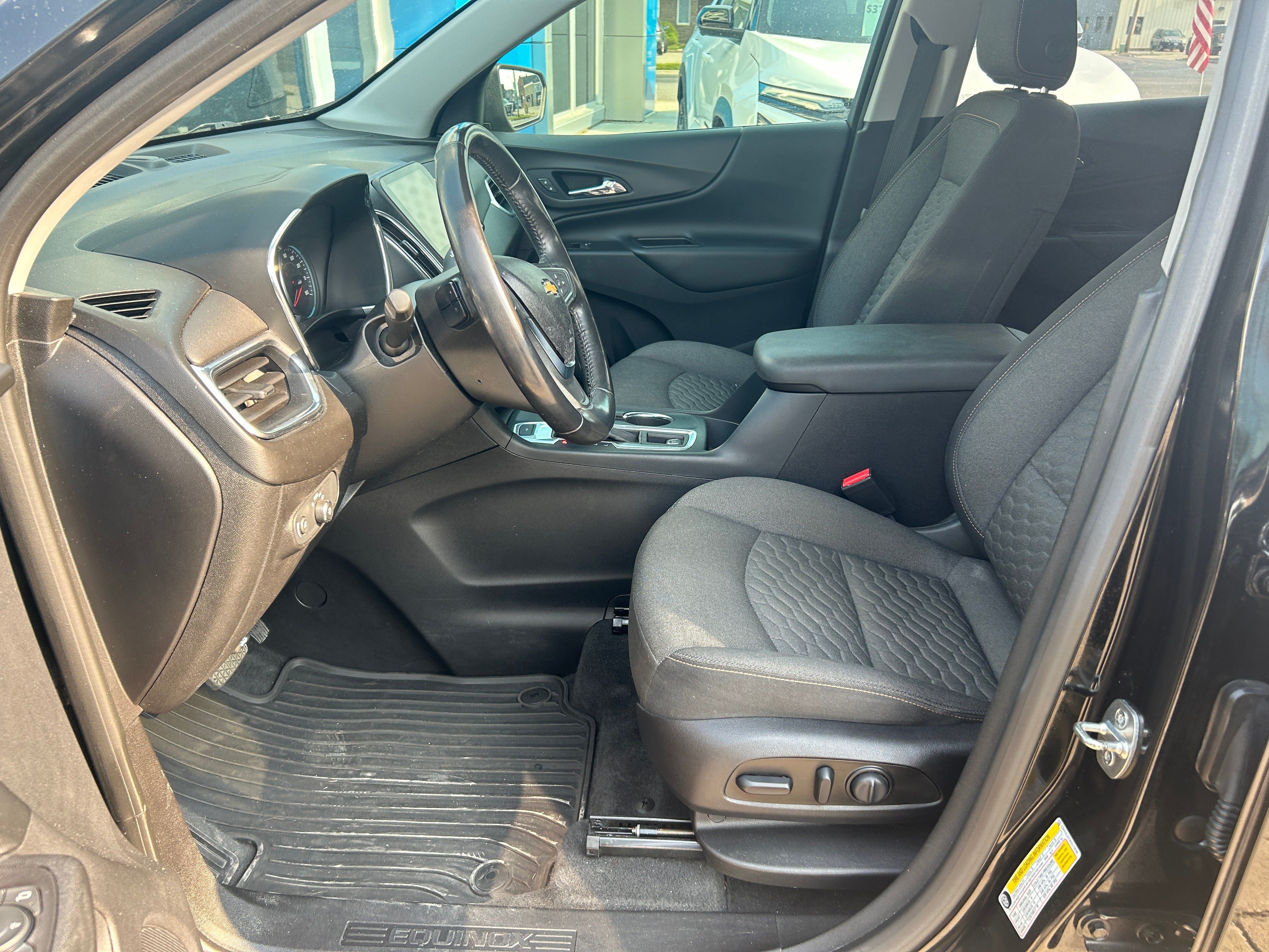 Used 2019 Chevrolet Equinox LT FWD image 15