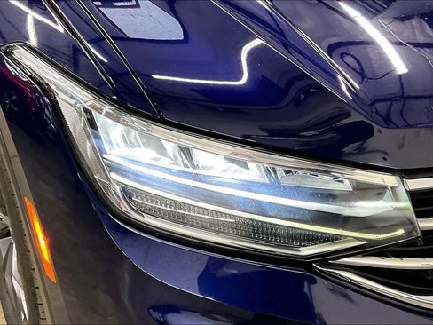 Used 2022 Volkswagen Tiguan SE image 30