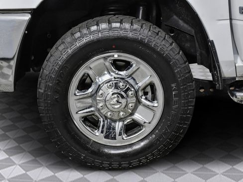 Used 2022 RAM 2500 Big Horn image 33