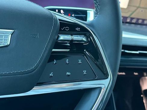 New 2025 Cadillac Escalade IQ Sport 2 image 29