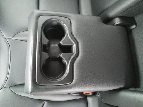 New 2026 Jeep Compass Limited AWD/4WD image 13