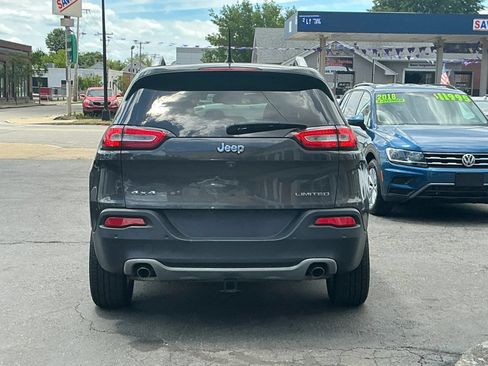 Used 2014 Jeep Cherokee Limited w/ Technology Group AWD/4WD image 6