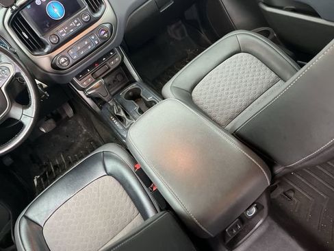 Used 2017 Chevrolet Colorado Z71 image 25