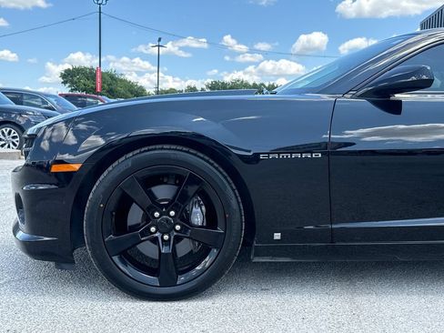 Used 2010 Chevrolet Camaro SS w/ RS Package RWD image 4