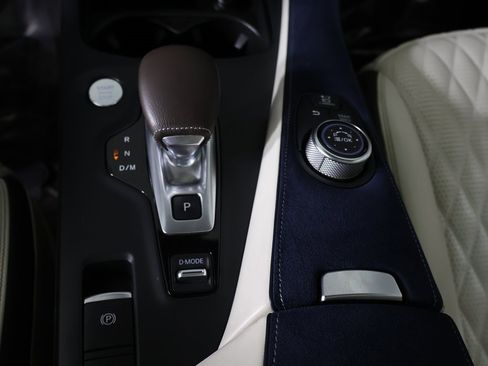 Used 2019 INFINITI QX50 Essential w/ Sensory Package image 50