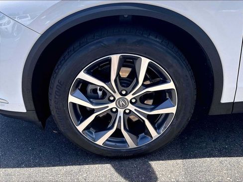 Used 2024 Acura MDX SH-AWD w/ Technology Package image 12