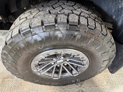 Used 2019 Ford F150 Raptor w/ Equipment Group 802A Luxury image 29