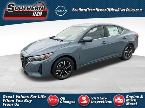 New 2025 Nissan Sentra SV image 1