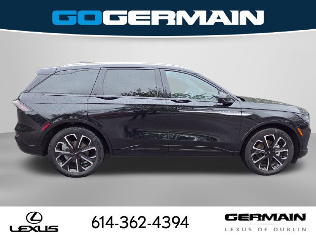 Used 2026 Lincoln Nautilus Reserve AWD/4WD image 7