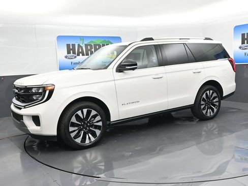 New 2026 Ford Expedition Platinum w/ Driver's Package AWD/4WD image 1