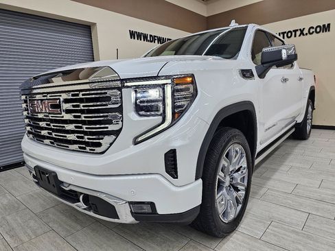 Used 2025 GMC Sierra 1500 Denali w/ Denali Reserve Package AWD/4WD image 2