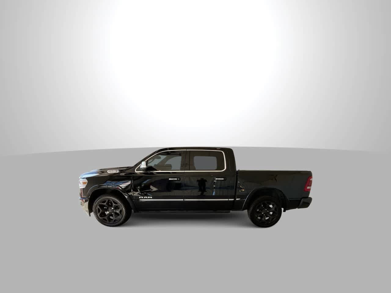 Used 2020 RAM 1500 Limited w/ Body-Colour Bumper Group AWD/4WD image 5