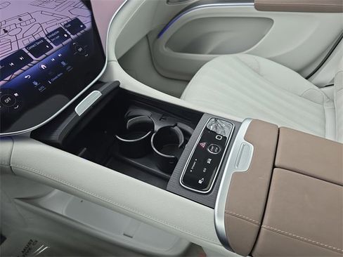 Certified 2023 Mercedes-Benz EQS 580 4MATIC SUV image 25