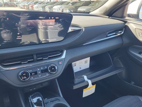 New 2026 Buick Envista Preferred w/ Convenience I Package image 32