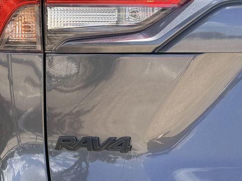 Used 2023 Toyota RAV4 LE FWD image 9