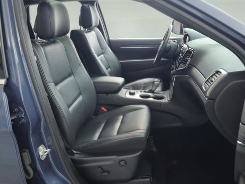 Used 2021 Jeep Grand Cherokee Limited image 32