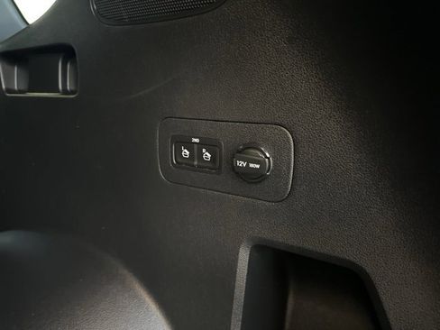 Used 2023 Hyundai Santa Fe SEL w/ Premium Package image 39