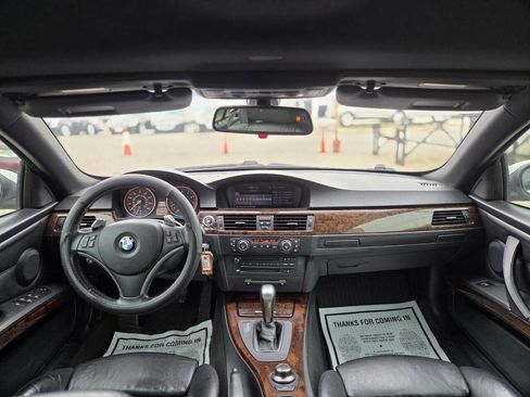 Used 2008 BMW 328i Convertible image 13