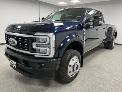 Used 2025 Ford F450 King Ranch w/ FX4 Off-Road Package AWD/4WD image 4