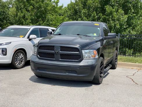 Used 2017 RAM 1500 Tradesman w/ Popular Equipment Group RWD image 3