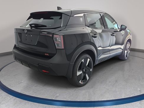 New 2026 Nissan Kicks SR FWD image 5