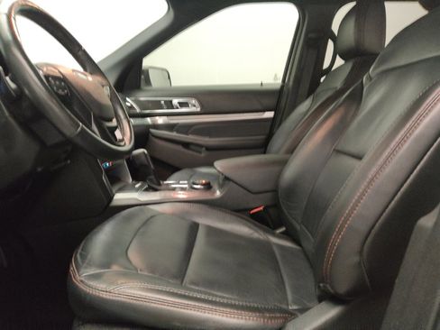 Used 2018 Ford Explorer Sport AWD/4WD image 17