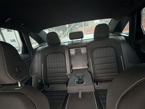 Used 2022 Volkswagen Jetta Sport image 10