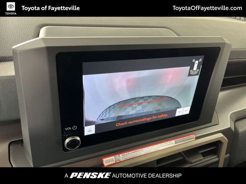 Certified 2025 Toyota Tacoma SR5 w/ SR5 Upgrade Package AWD/4WD image 28