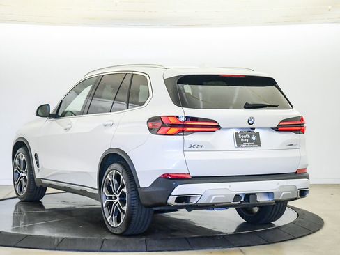 Used 2026 BMW X5 sDrive40i w/ Premium Package RWD image 2