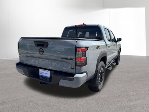 Used 2023 Nissan Frontier PRO-4X w/ Tow Package AWD/4WD image 5