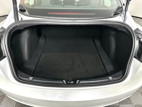Used 2021 Tesla Model 3 Standard Range Plus image 28