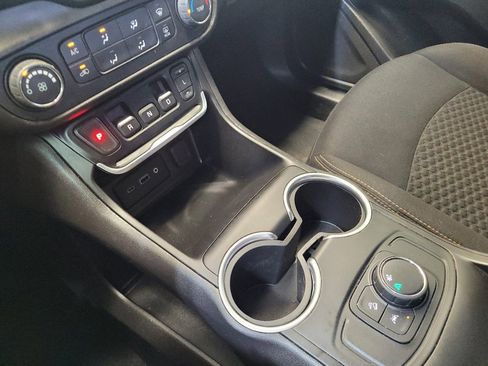 Used 2020 GMC Terrain SLE w/ Elevation Edition FWD image 26