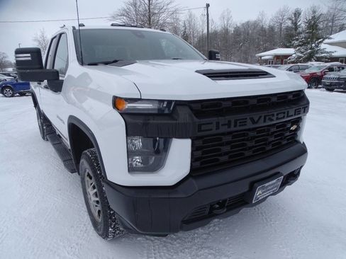 Used 2022 Chevrolet Silverado 2500 W/T w/ WT Convenience Package image 2