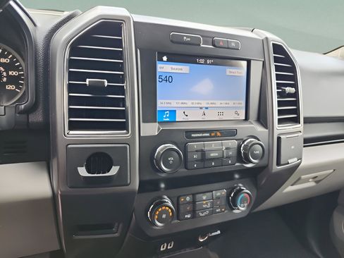 Used 2019 Ford F150 XLT w/ Equipment Group 302A Luxury image 11