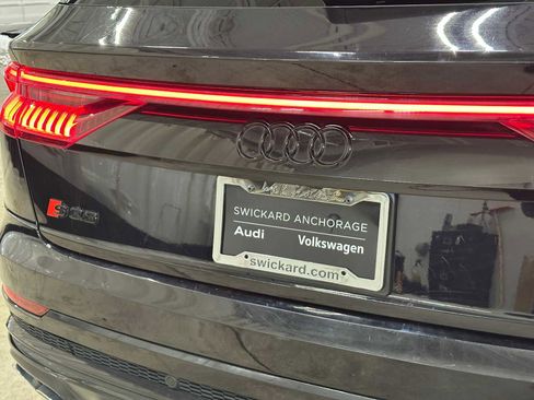 Used 2021 Audi SQ8 Prestige w/ Prestige Package image 13